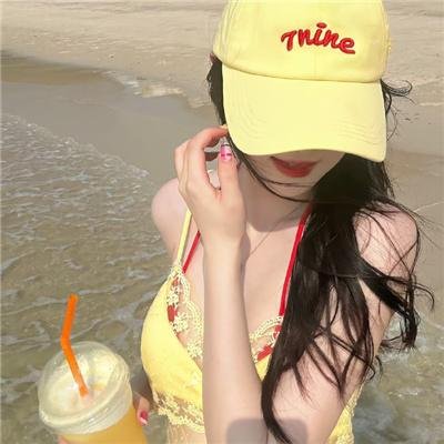 三个扑火的少年